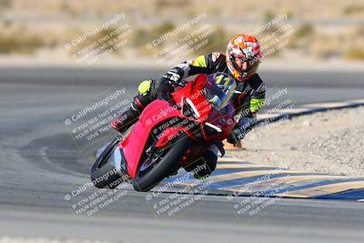 media/Jan-09-2022-SoCal Trackdays (Sun) [[2b1fec8404]]/Turn 11 (935am)/